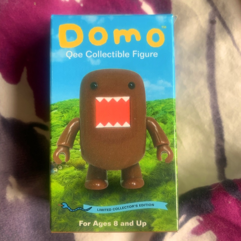 Domo Qee collectible figure